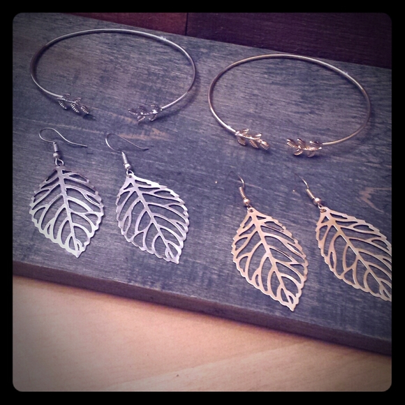 50%off Leaf Earrings 1 Silver left! Free w/ bangle - Picture 4 of 6